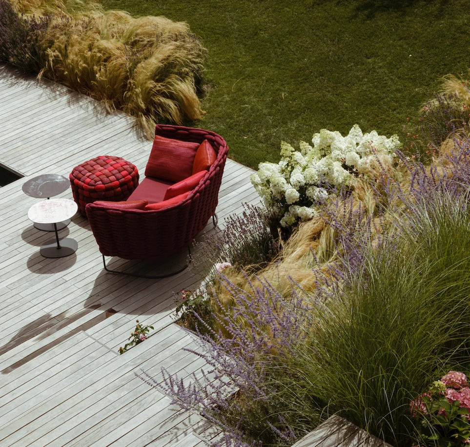 Die Gartenarchitekturtrends 2026 sind wilder, essbarer und ehrlicher: Das kommt jetzt